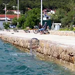 شقة 6585a