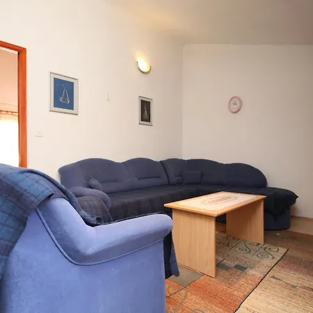 Starigrad 6585a Апартаменты *