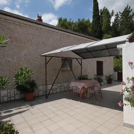 Apartment 6585a *